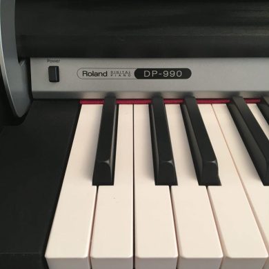 roland dp 990f 3004563 900x900 1