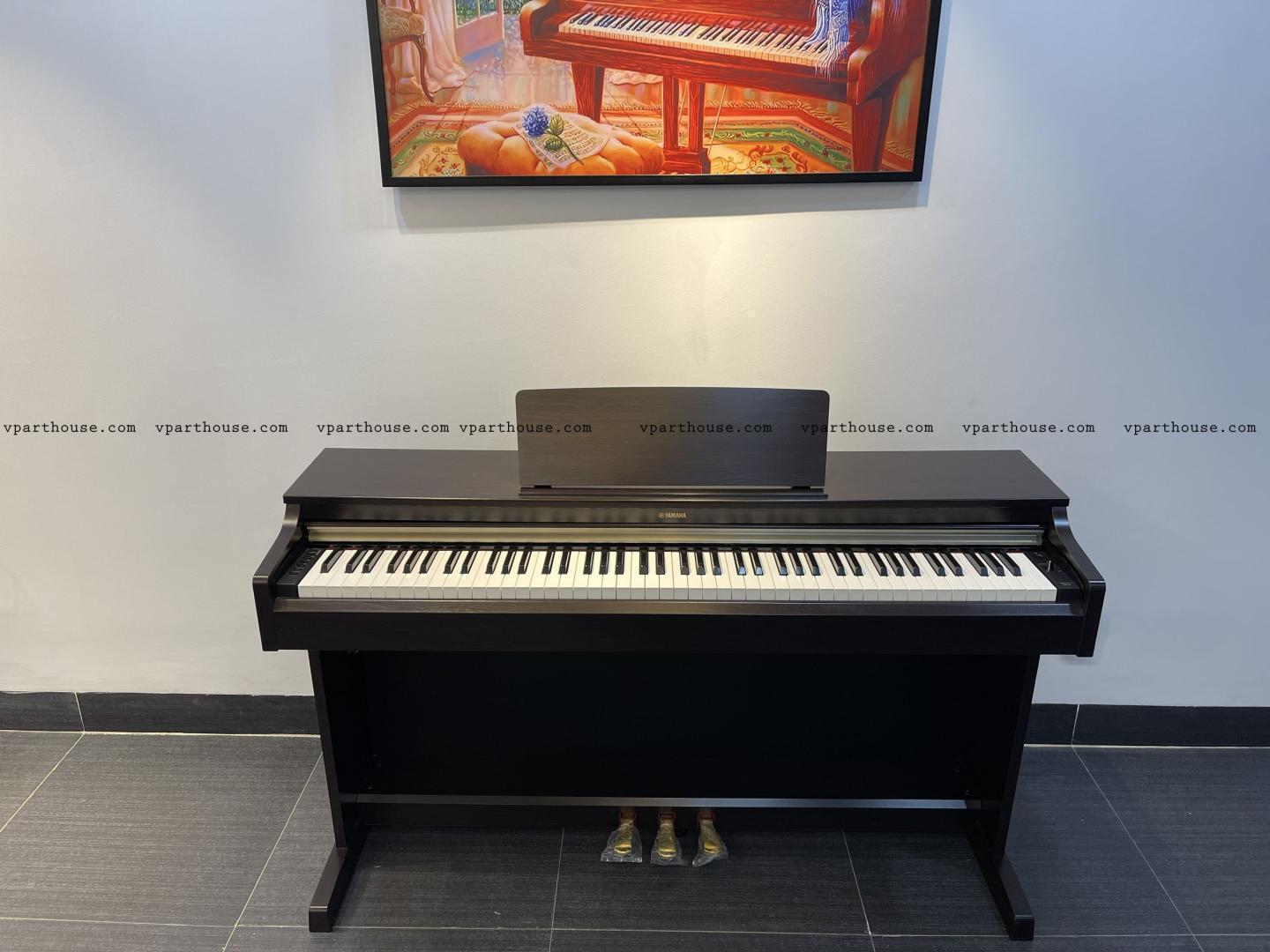 Đàn piano Yamaha YDP 162 loại Console cổ điển