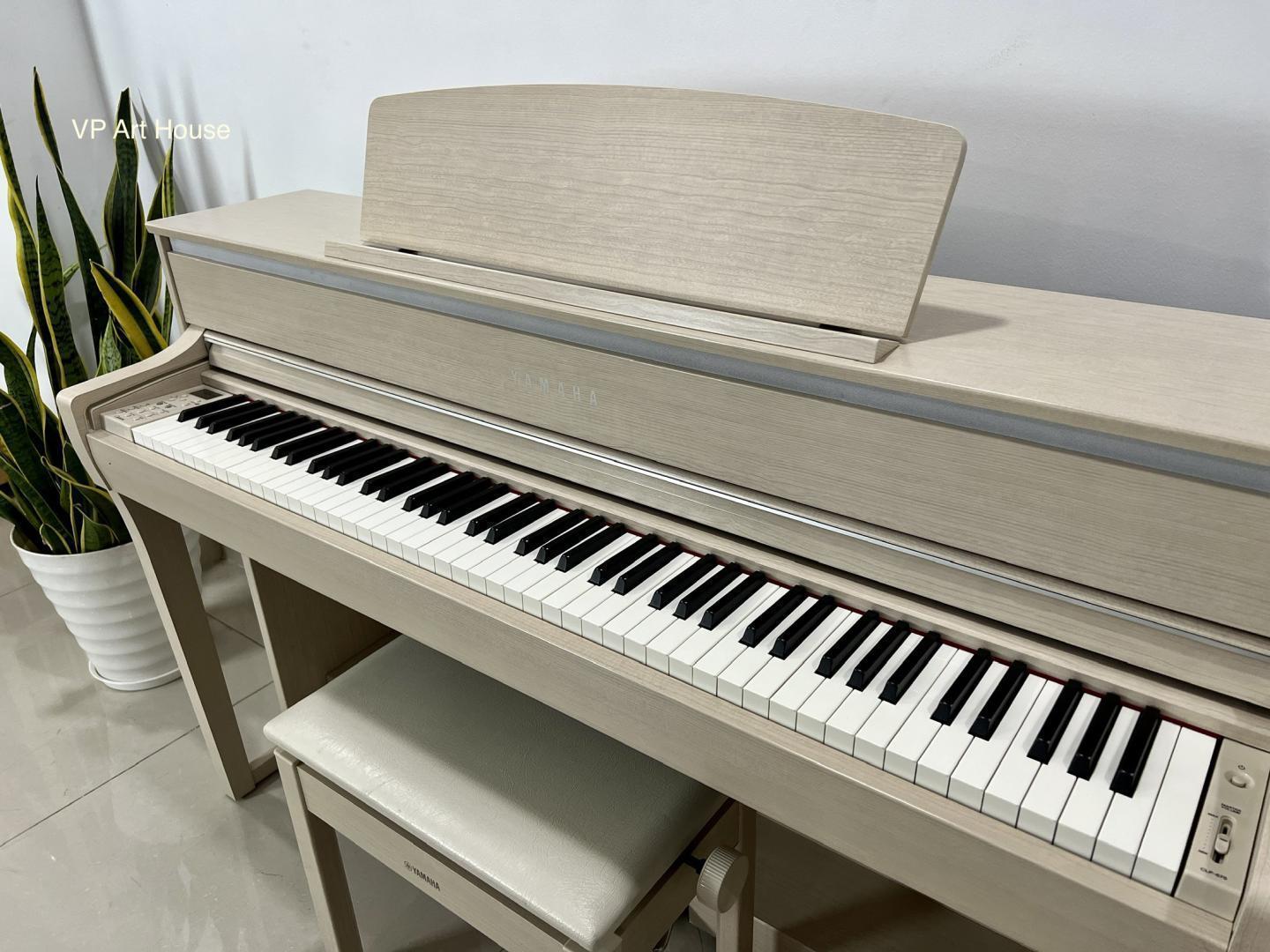 bàn phím Piano điện Yamaha CLP-675 WA