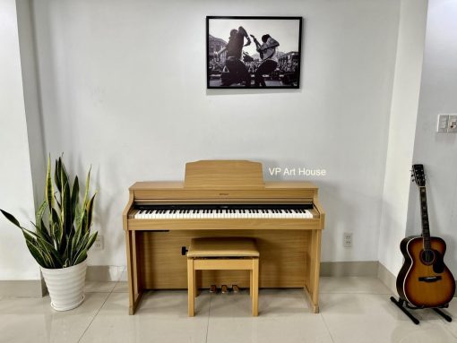 Piano điện Roland HP 605 C