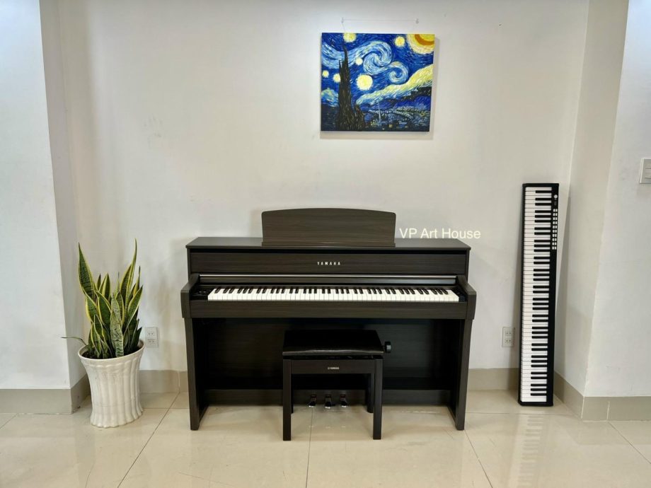 Piano điện Yamaha CLP-675 DW