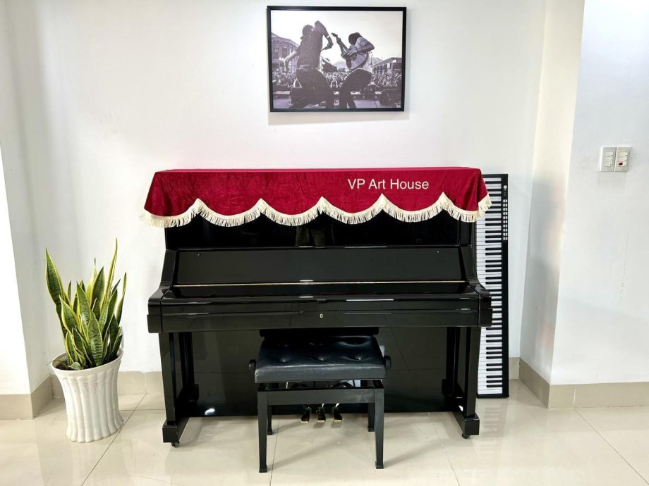đàn piano Upright Yamaha UX 3x