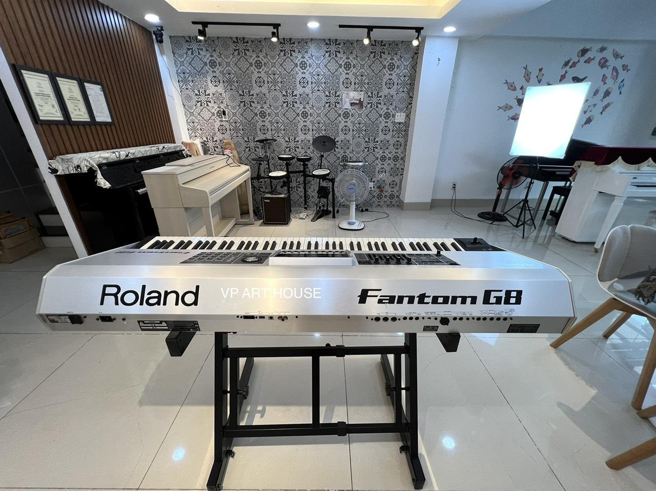 review đàn Organ Roland Fantom G8 