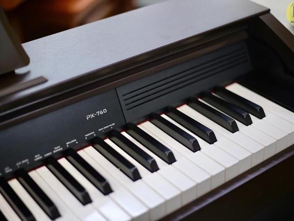 đàn piano điện Casio PX 760