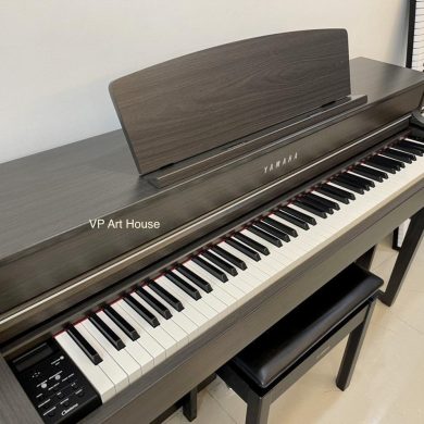 YAMAHA CLP 645DW 4