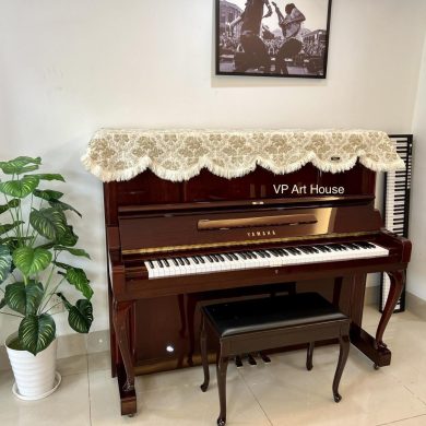 dan piano Yamaha W106 BM