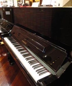 dan piano upright yamaha u33