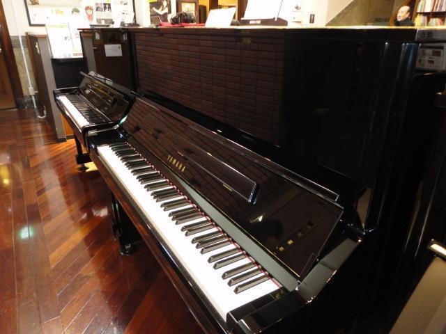 yamaha upright piano YU33 2