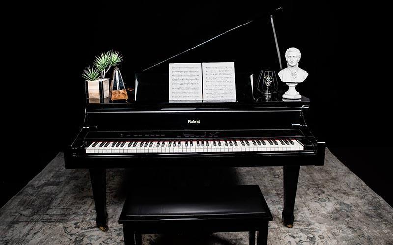 Đàn piano cổ điển hay còn gọi là piano classic