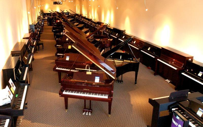 Chọn mua đàn piano tại VP Art House bạn sẽ nhận được nhiều lợi ích đặc biệt.