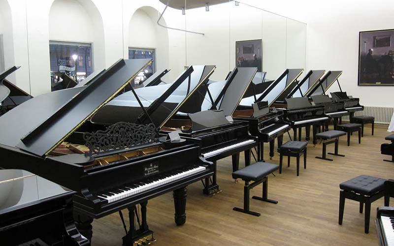 Vạn Phúc Music là địa chỉ bán đàn piano uy tín, chất lượng