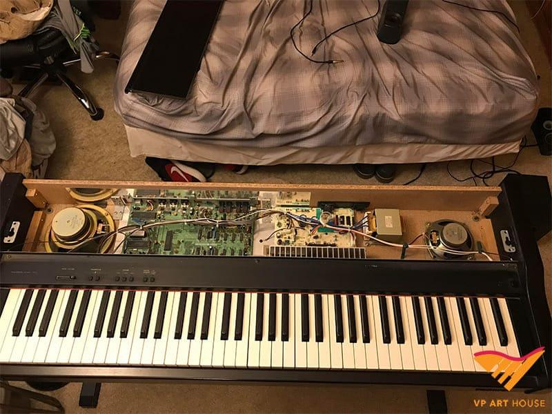 Loa đàn Piano điện bị rè - Cách khắc phục hiệu quả từ chuyên gia 7 Nguyên nhân khiến loa đàn Piano điện bị rè